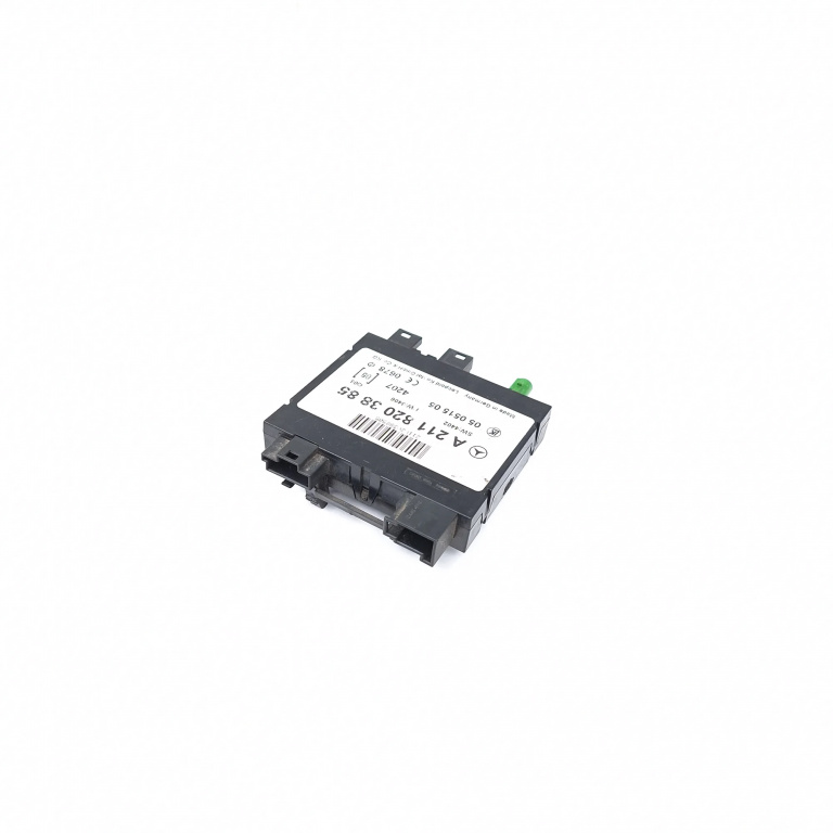 Calculator / Modul Mercedes-Benz Cls (C219) 2004-2010 Cls 350 (219.357) M 272.985 Benzina Keyless Kessy A2118203885, 05051505, 211820388505 Lk