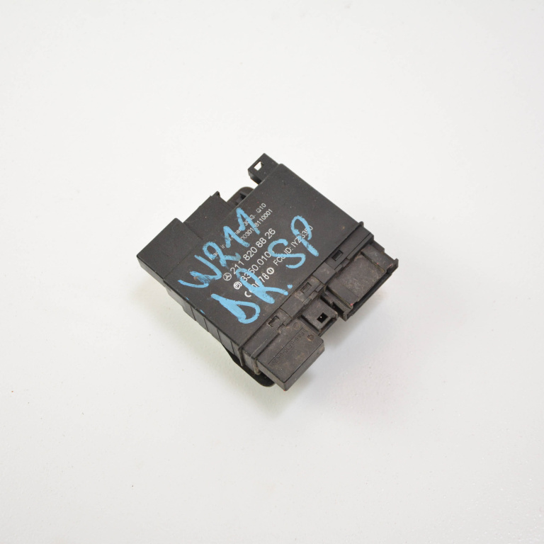 Calculator / Modul Mercedes-Benz E-CLASS (W211) 2002 - 2009 2118208826