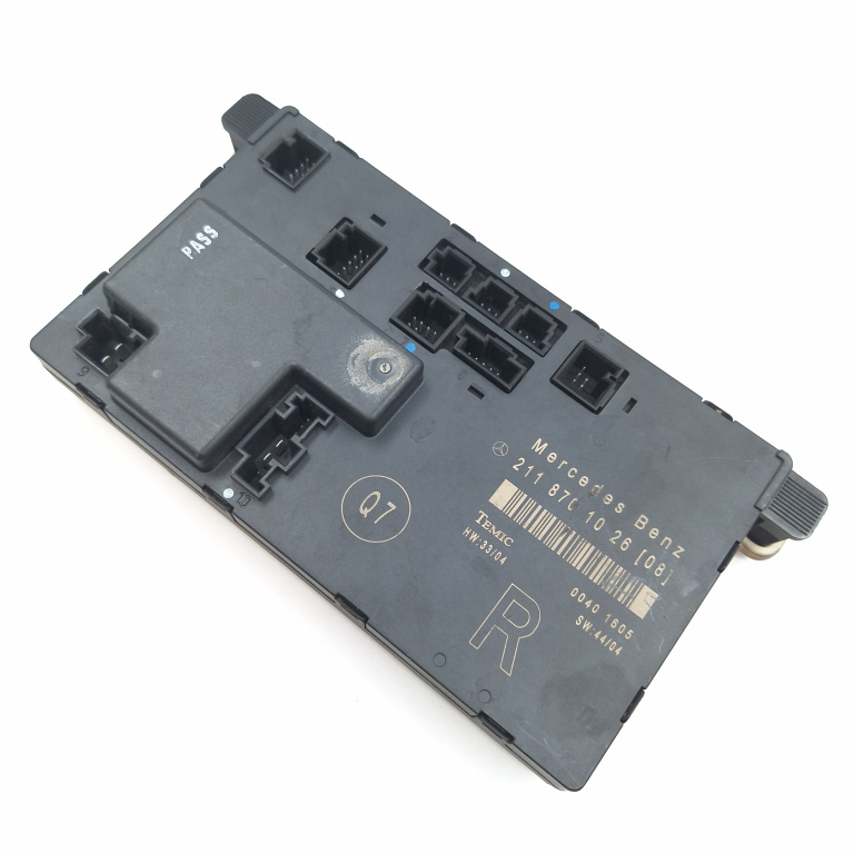 Calculator / Modul Mercedes-Benz E-Class (W211) 2002-2009 E 320 Cdi (211.026) Om 648.961 Motorina Dreapta Fata Controler Usa / Portiera A2118701026, A 211 870 10 26, 2118701026, 211 870 10 26, A211870102608, A 211 870 10 26 08, 401605, 0040 1605 Temi