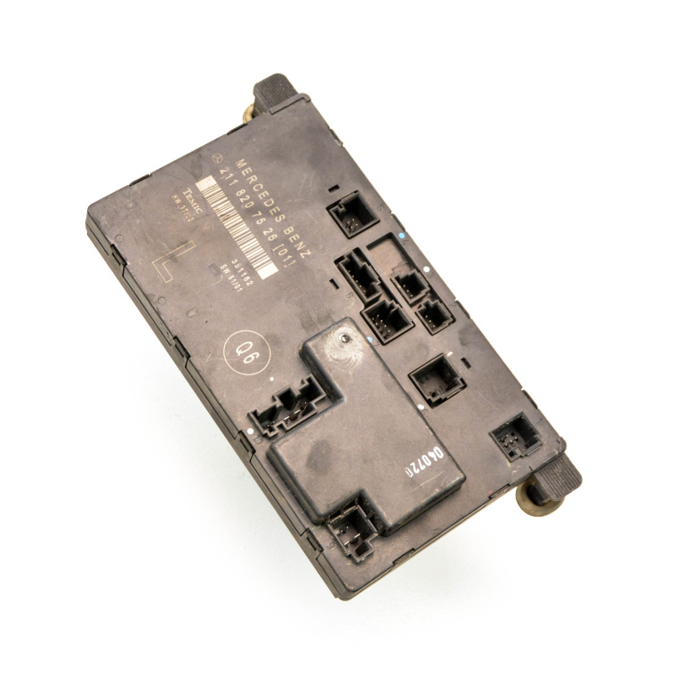 Calculator / Modul Mercedes-Benz E-CLASS (W211) 2002 - 2009 2118207526