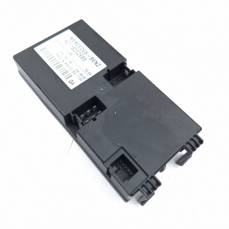 Calculator / Modul Mercedes-Benz E-Class (W211) 2002-2009 E 270 Cdi (211.016) Om 647.961 Motorina Incalzire Scaune A2118202685, 00005822A8, 003101 Temic