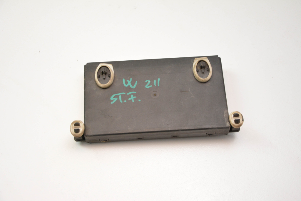Calculator / Modul Mercedes-Benz E-CLASS (W211) 2002 - 2009 2118200526