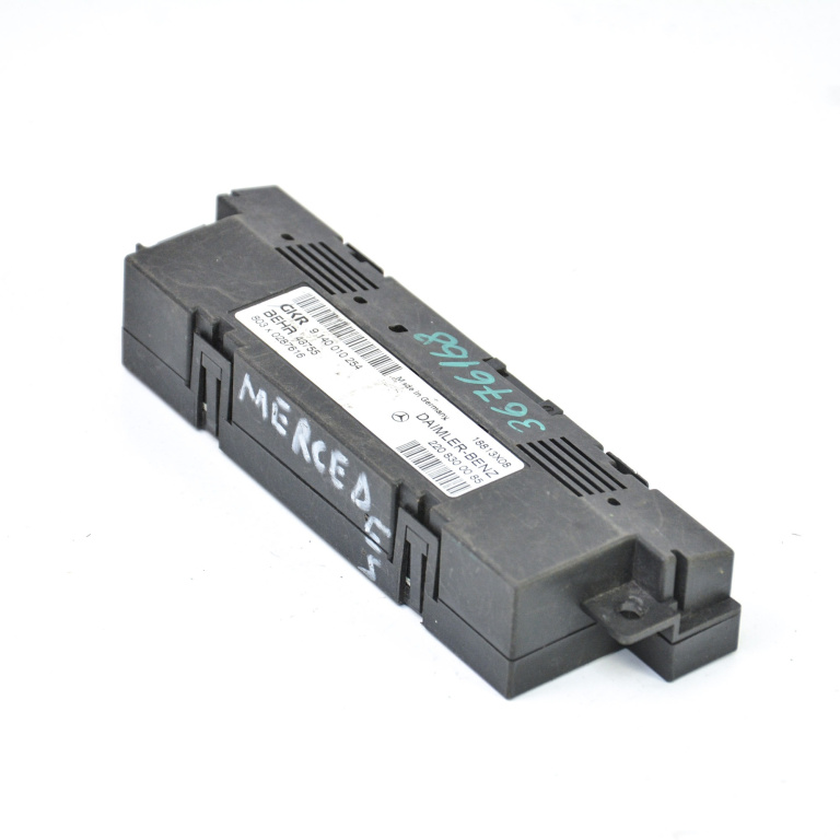 Calculator / Modul Mercedes-Benz S-CLASS (W220) 1998 - 2005 2208300085
