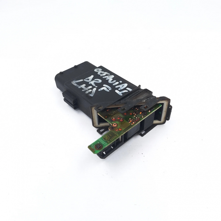 Calculator / Modul Motoras Geam,fata,dreapta Skoda OCTAVIA 1 (1U) 1996 - 2010 101448202, 05076510, S26231298, 523110
