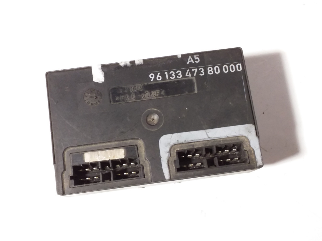 Calculator / Modul Peugeot 406 1995 - 2004 9613347380