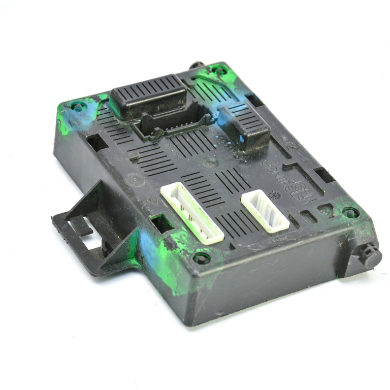 Calculator / Modul Renault Clio 3 2005-2012 Bcm 8200292040 Johnson Controls