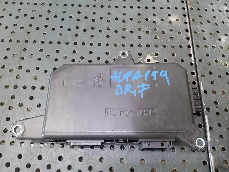 Calculator modul usa dreapta fata alfa romeo 159 939 60691612