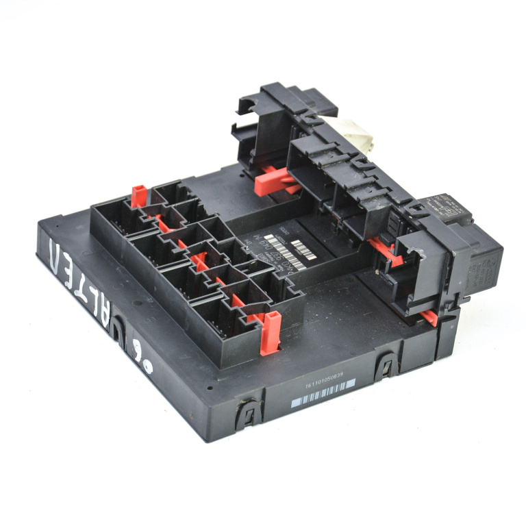 Calculator / Modul Vw Touran (1T) 2003-2010 1.9 Tdi Bkc Motorina 1K0937049M Delphi