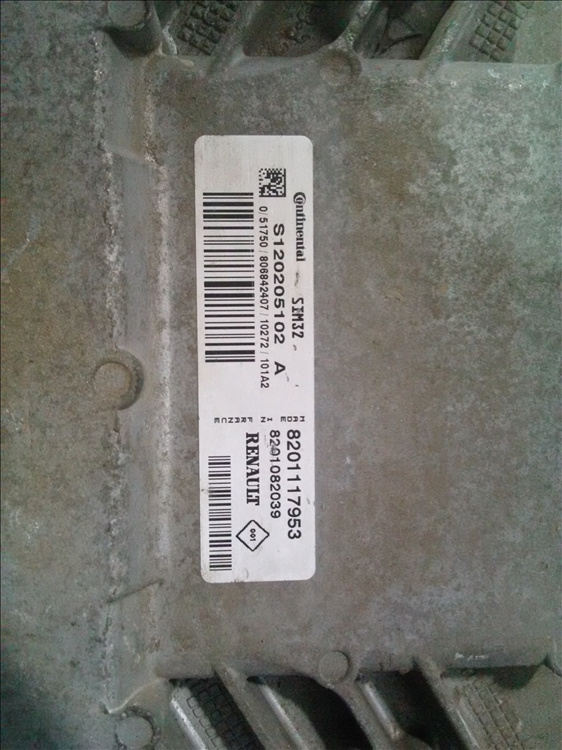Calculator motor 1.2 B RENAULT CLIO an fabr.2011