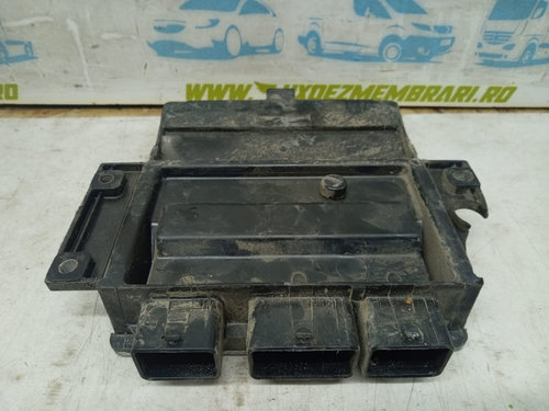 Calculator motor 1.5 dci k9k 8200513058 8200603070 Dacia Logan [2004 - 2008]