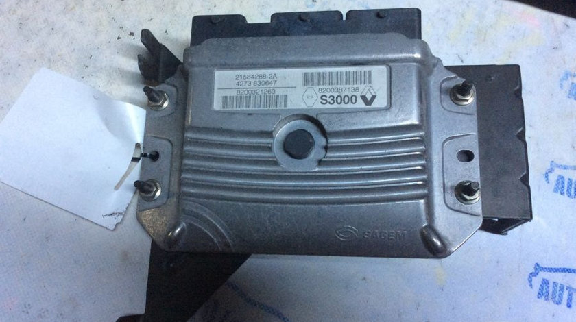 Calculator Motor 8200387138 1.6 16V Renault SCENIC II JM0/1 2003