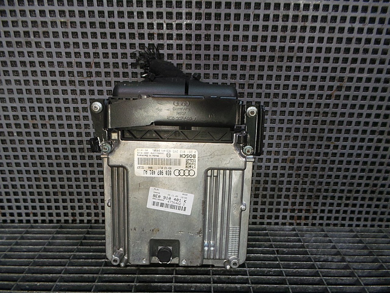 CALCULATOR MOTOR AUDI A4 A4 3.0 TDI - (2004 2007)