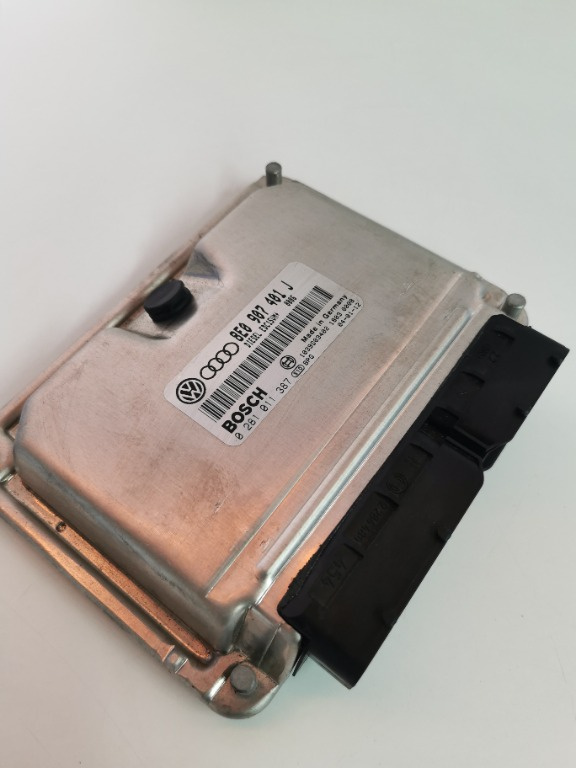 Calculator motor Audi A4 B6 2.5 BAU 8E0907401J