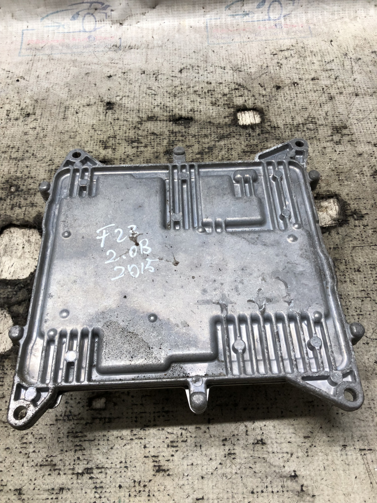 Calculator motor BMW Seria 2 Cabrio F23 2.0 Benzina 2015, 863959501
