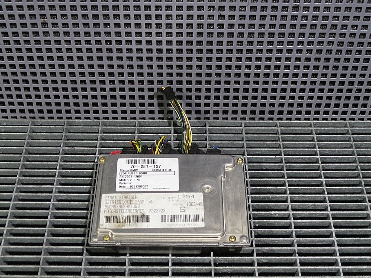 CALCULATOR MOTOR BMW SERIA 3 E 46 2.0 INJ - (2001 2004)