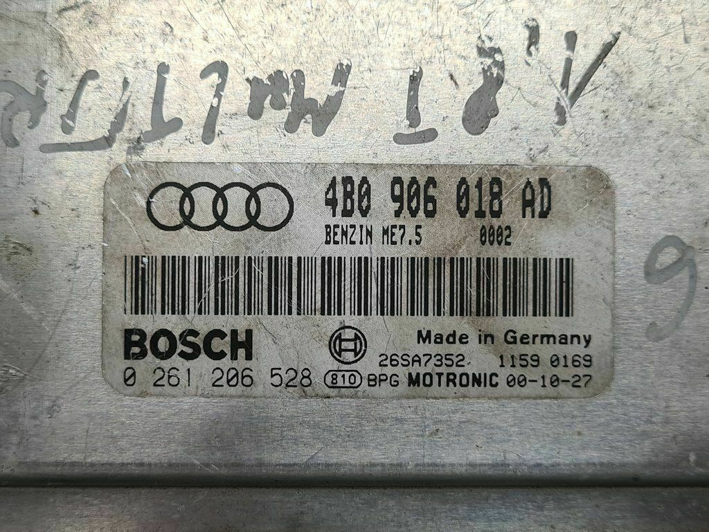 Calculator Motor BOSCH AUDI A6 0 261 206 528 / 0261206528 / ME7 5 / ME75 / 4B0 906 018 AD / 4B0906018AD0 261 206 528 / 0261206528 / ME7 5 / ME75 / 4B0 906 018 AD / 4B0906018AD