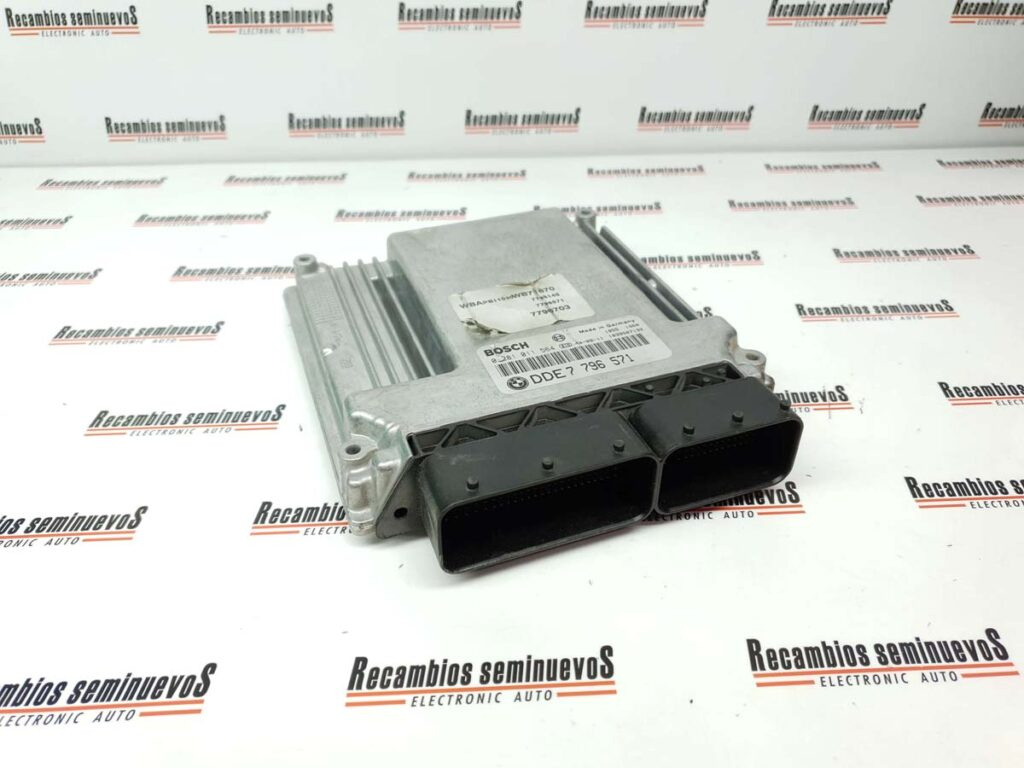 Calculator Motor BOSCH BMW X3 0 281 011 564 / 0281011564 / 7 796 571 / 7796571 / 1039S071920 281 011 564 / 0281011564 / 7 796 571 / 7796571 / 1039S07192