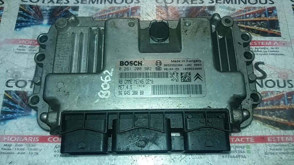 Calculator Motor BOSCH CITROEN C3 0 261 208 902 / 0261208902 / ME7 4 5 / ME745 / 9664538080 / 96525523800 261 208 902 / 0261208902 / ME7 4 5 / ME745 / 9664538080 / 9652552380