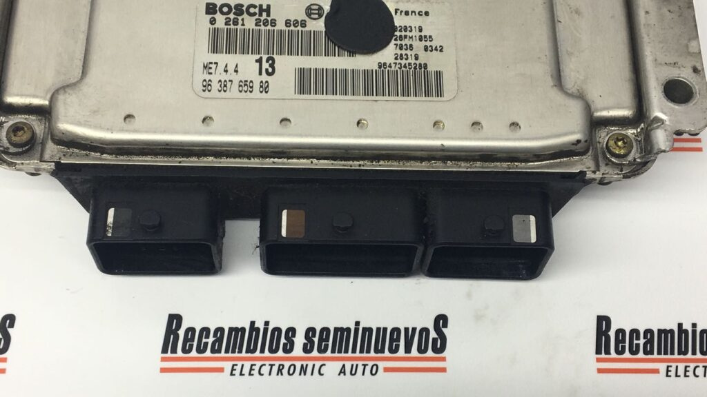 Calculator Motor BOSCH CITROEN XSARA 0 261 206 606 / 0261206606 / 96 387 659 80 / 9638765980 / ME7 4 4 / ME744 / 96473452800 261 206 606 / 0261206606 / 96 387 659 80 / 9638765980 / ME7 4 4 / ME744 / 9647345280