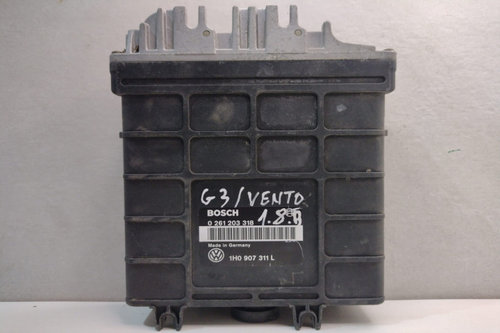 Calculator Motor Bosch ECU 1H0907311L / 0261203318 Volkswagen VW Vento [1992 - 1998]