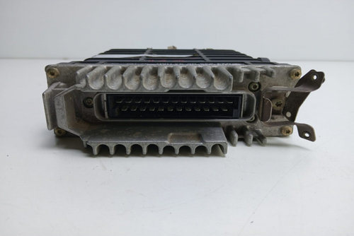 Calculator Motor Bosch ECU 2.3 TD 0281001705 / 0235450632 Mercedes-Benz Vito W638 [1996 - 2003]