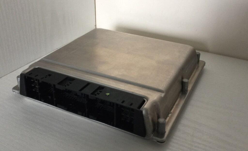 Calculator Motor BOSCH MERCEDES-BENZ SPRINTER 0 281 011 743 / 0281011743 / A 611 153 07 91 / A6111530791 / 2 2L / 22L / CR2 35 / CR2350 281 011 743 / 0281011743 / A 611 153 07 91 / A6111530791 / 2 2L / 22L / CR2 35 / CR235