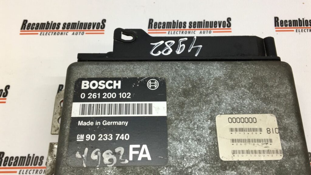 Calculator Motor BOSCH OPEL OMEGA 0 261 200 102 / 0261200102 / 90 233 740 / 902337400 261 200 102 / 0261200102 / 90 233 740 / 90233740