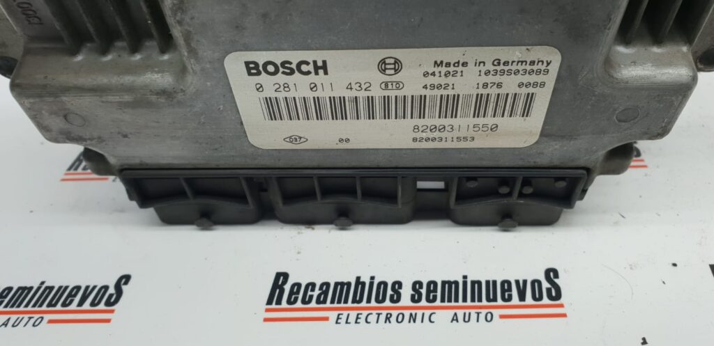 Calculator Motor BOSCH RENAULT MASTER 3 0 281 011 432 / 0281011432 / 8200311550 / 82003115530 281 011 432 / 0281011432 / 8200311550 / 8200311553