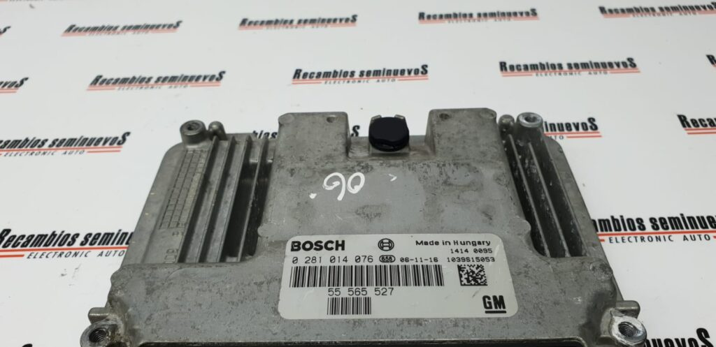 Calculator Motor BOSCH SAAB 93 0 281 014 076 / 0281014076 / 55 565 527 / 555655270 281 014 076 / 0281014076 / 55 565 527 / 55565527
