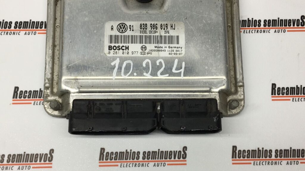 Calculator Motor BOSCH VOLKSWAGEN BORA 0 281 010 977 / 0281010977 / EDC15P+ / EDC15P / EDC15P / 038 906 019 HJ / 038906019HJ,