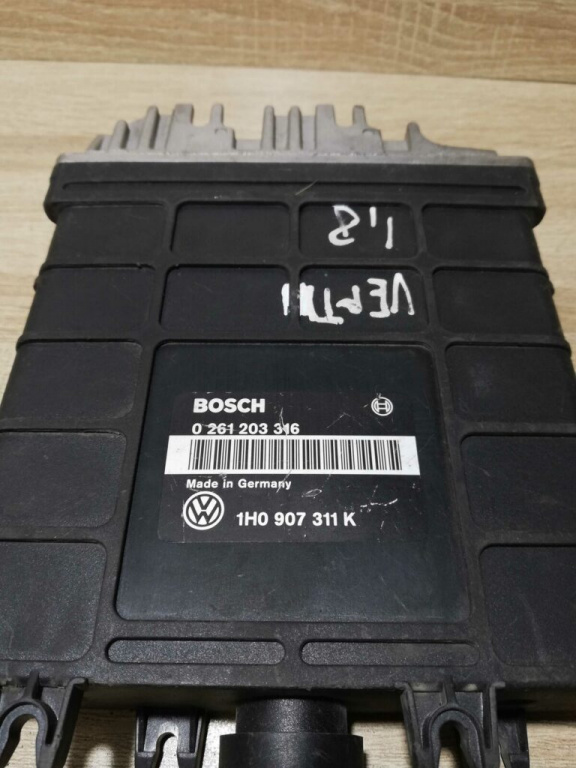 Calculator Motor BOSCH VOLKSWAGEN GOLF 3 0 261 203 316 / 0261203316 / 1H0 907 311 K / 1H0907311K0 261 203 316 / 0261203316 / 1H0 907 311 K / 1H0907311K