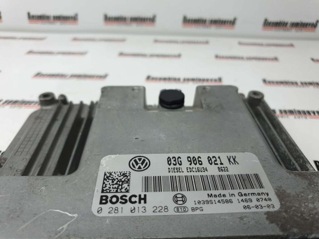 Calculator Motor BOSCH VOLKSWAGEN GOLF 5 0 281 013 228 / 0281013228 / EDC16U34 / 03G 906 021 KK / 03G906021KK / KK0 281 013 228 / 0281013228 / EDC16U34 / 03G 906 021 KK / 03G906021KK / KK