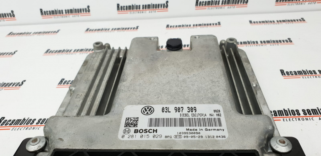 Calculator Motor BOSCH VOLKSWAGEN PASSAT 0 281 015 029 / 0281015029 / EDC17CP14 / 03L 907 309 / 03L9073090 281 015 029 / 0281015029 / EDC17CP14 / 03L 907 309 / 03L907309