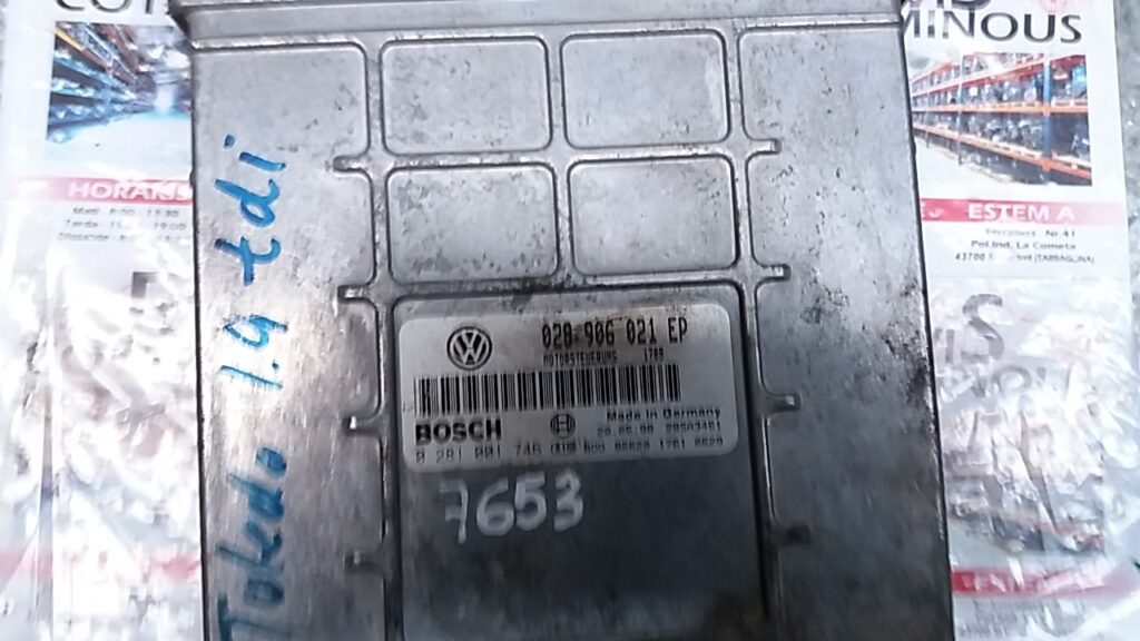 Calculator Motor BOSCH VOLKSWAGEN VOLKSWAGEN -CUALQUIER MODELO- 0 281 001 746 / 0281001746 / 028 906 021 EP / 028906021EP,