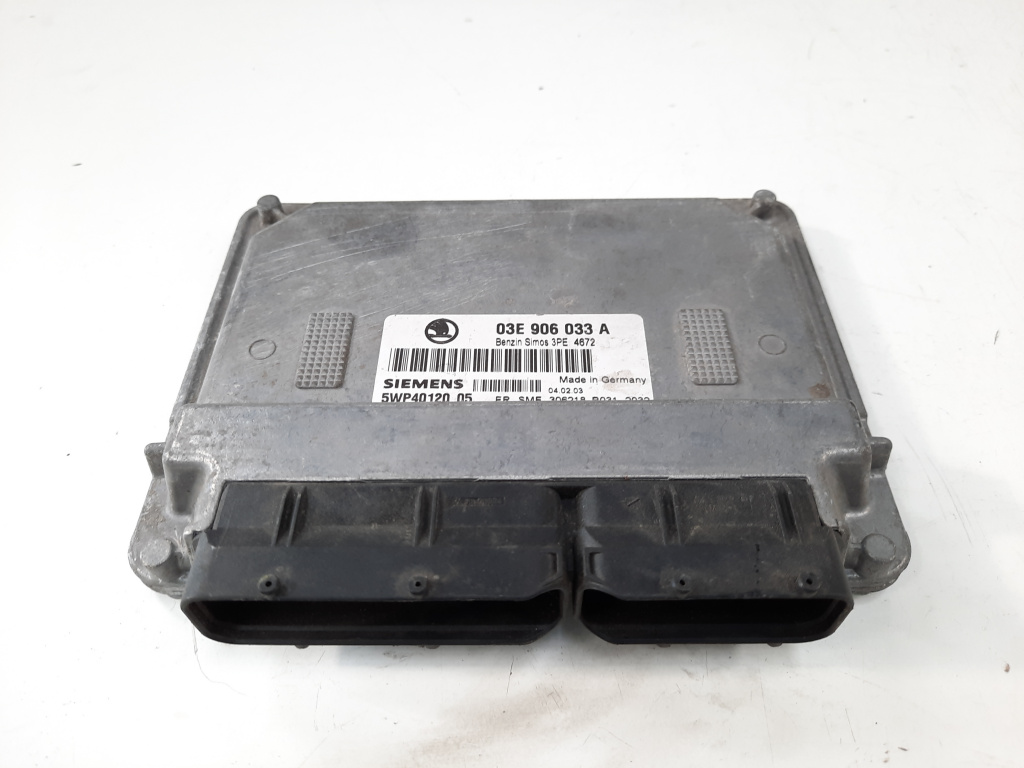 Calculator motor, cod 03E906033A, Seat Cordoba (6L2), 1.2 benz, AZQ (idi:538565)