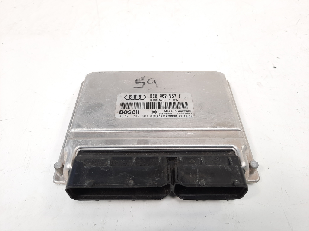 Calculator motor, cod 8E0907557F, 026120740, VW Passat Variant (3B6), 2.0 benz, ALT (idi:535533)