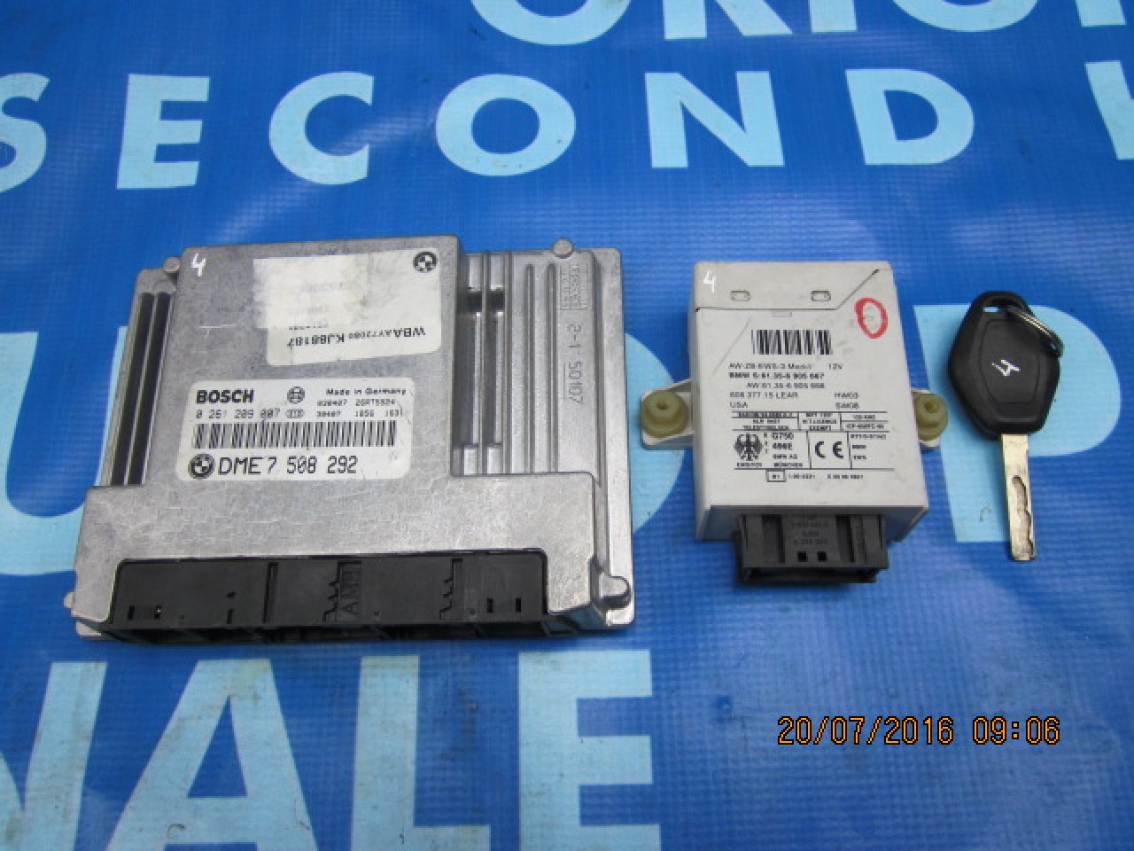Calculator motor cu cip BMW E46 318i; Bosch 0 261 209 007
