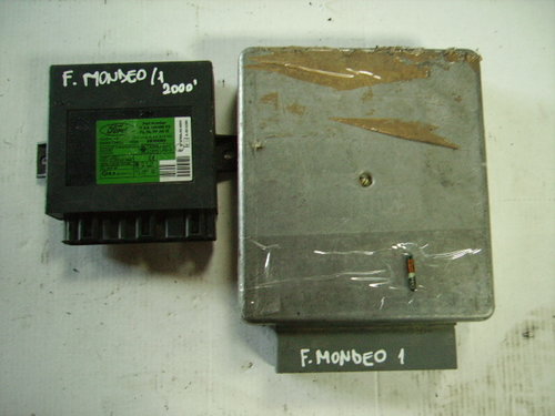 Calculator motor cu cip Ford Mondeo 2.0i; XSS7F-12A650-RB
