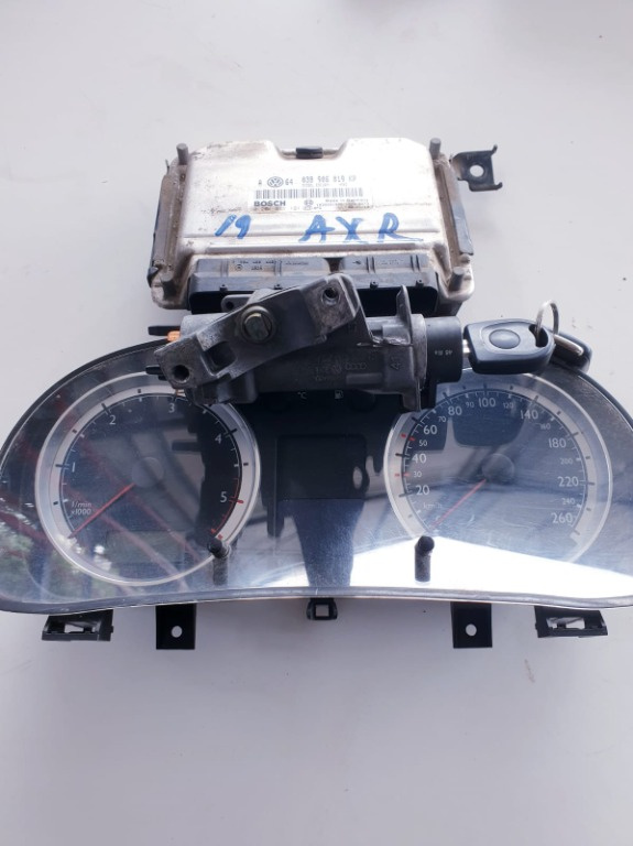Calculator motor,cu cod 038 906 019, Ceas bord