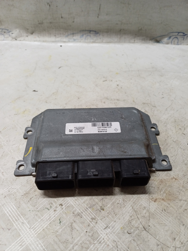 Calculator motor Dacia Logan Mcv 1.0 Benzina 2018, 237109612R