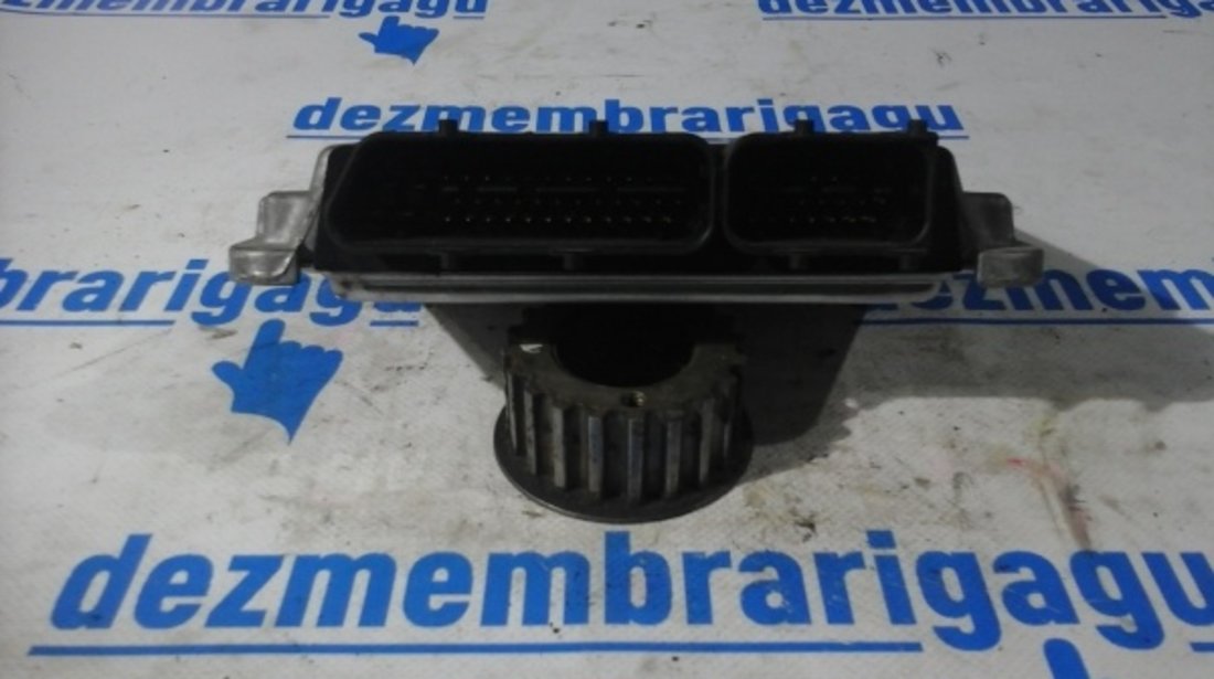 Calculator motor ecm ecu Alfa Romeo 147