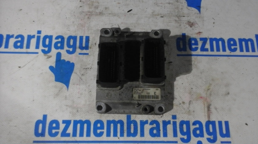 Calculator motor ecm ecu Alfa Romeo 147