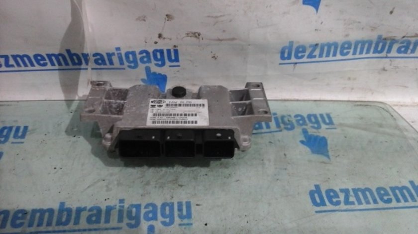 Calculator motor ecm ecu Citroen C4 Picasso