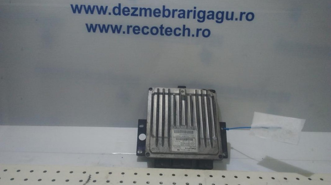 Calculator motor ecm ecu Dacia Logan