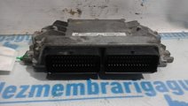 Calculator motor ecm ecu Dacia Sandero