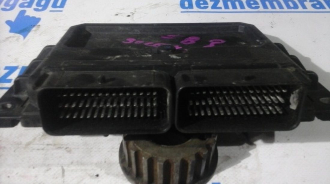 Calculator motor ecm ecu Dacia Solenza