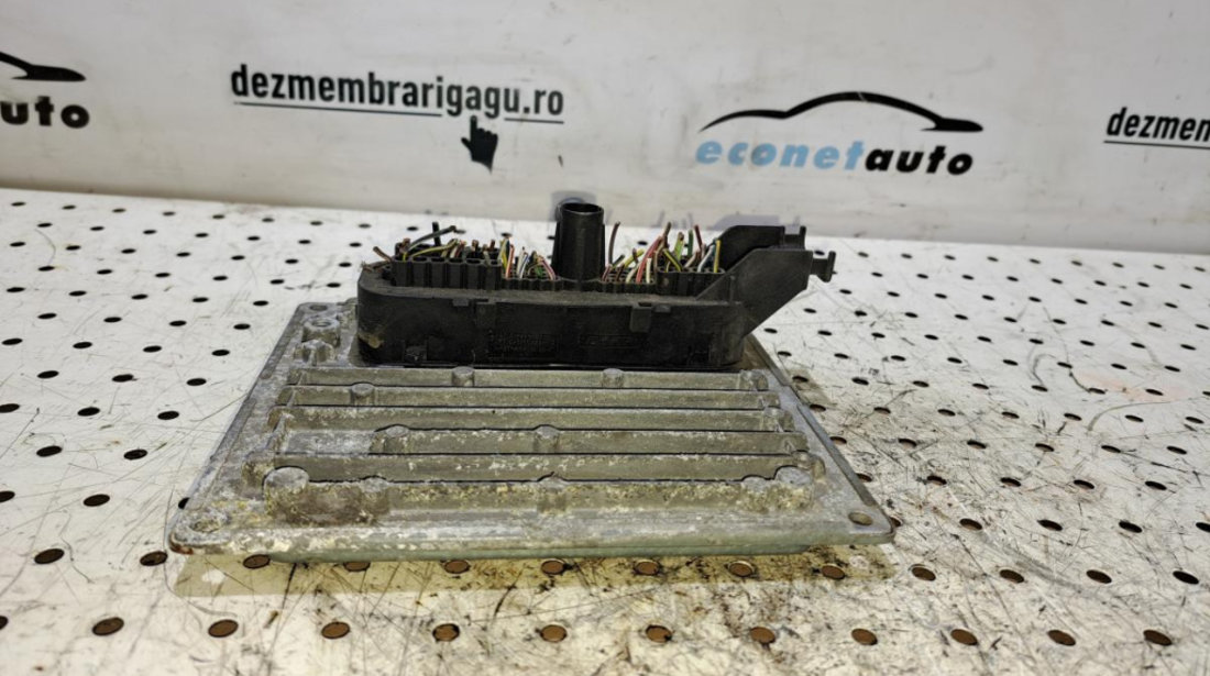 Calculator motor ecm ecu Ford Focus Ii (2004-)