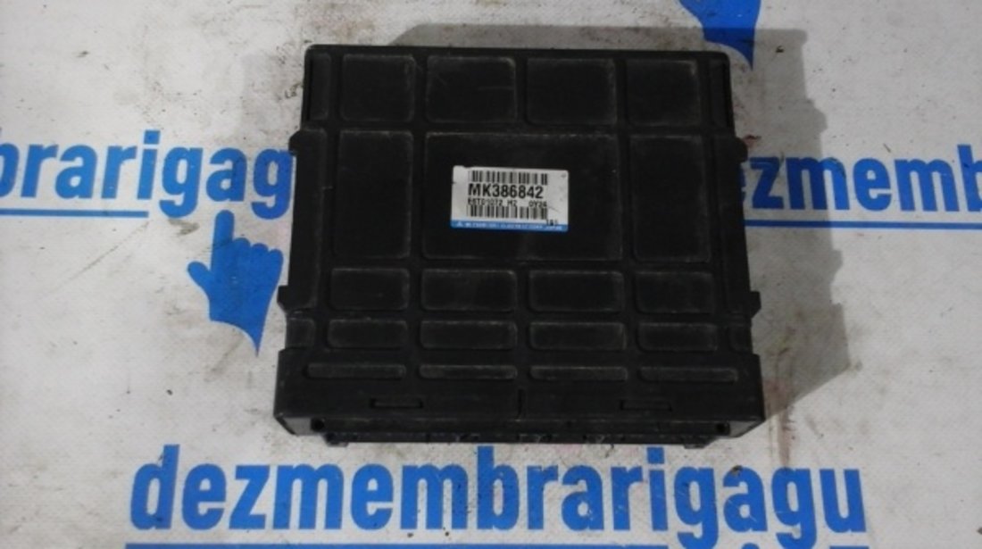 Calculator motor ecm ecu Mitsubishi Pajero Iv (2007-)