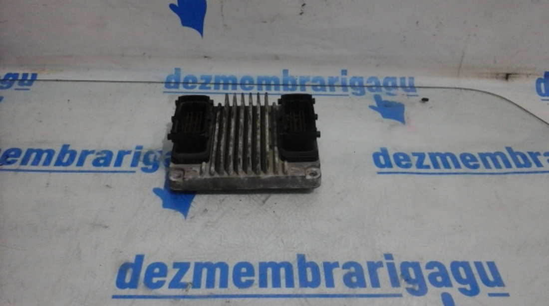 Calculator motor ecm ecu Opel Meriva