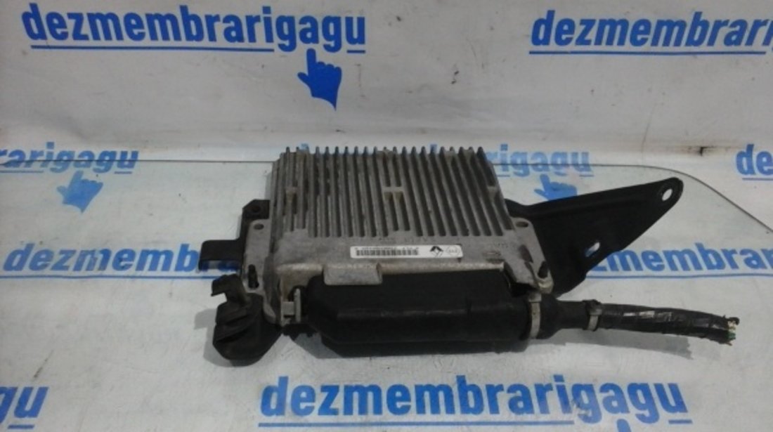 Calculator motor ecm ecu Renault Clio I (1990-1998)